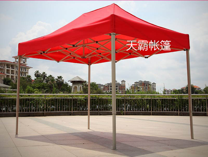 質(zhì)量好的篷布對(duì)于廣告帳篷來(lái)說(shuō)尤為重要